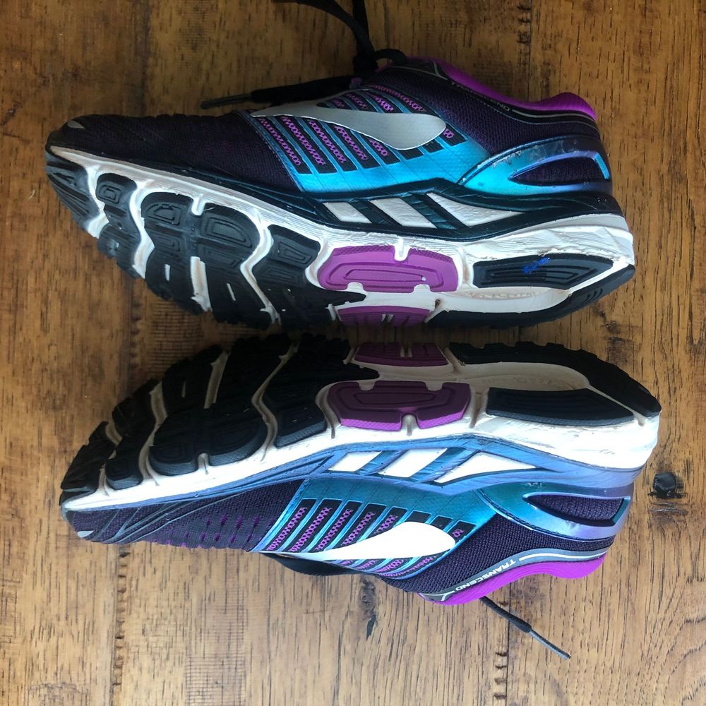 Brooks Transcend 5 Purple Black Running Shoes - Picture 3 of 7